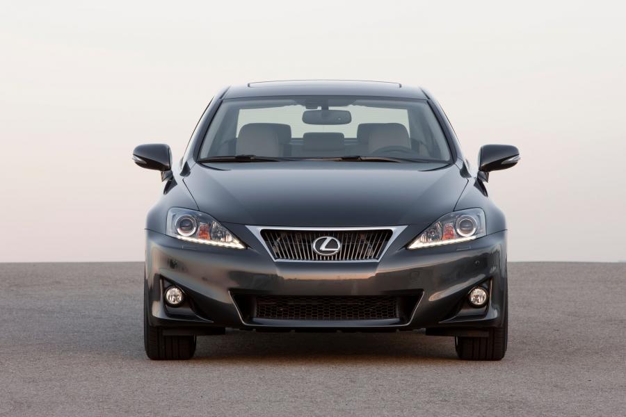  Lexus IS350 2011 года  (фото 10 из 39)
